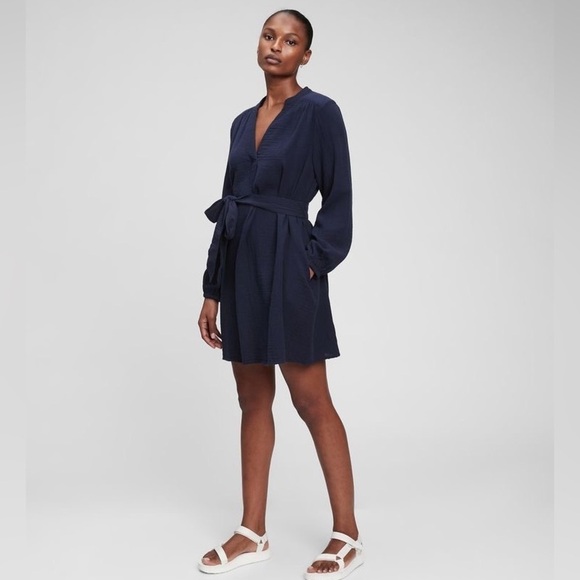 NWOT! GAP Black Tie-Waist Dress - Size Small💛 - Picture 2 of 2